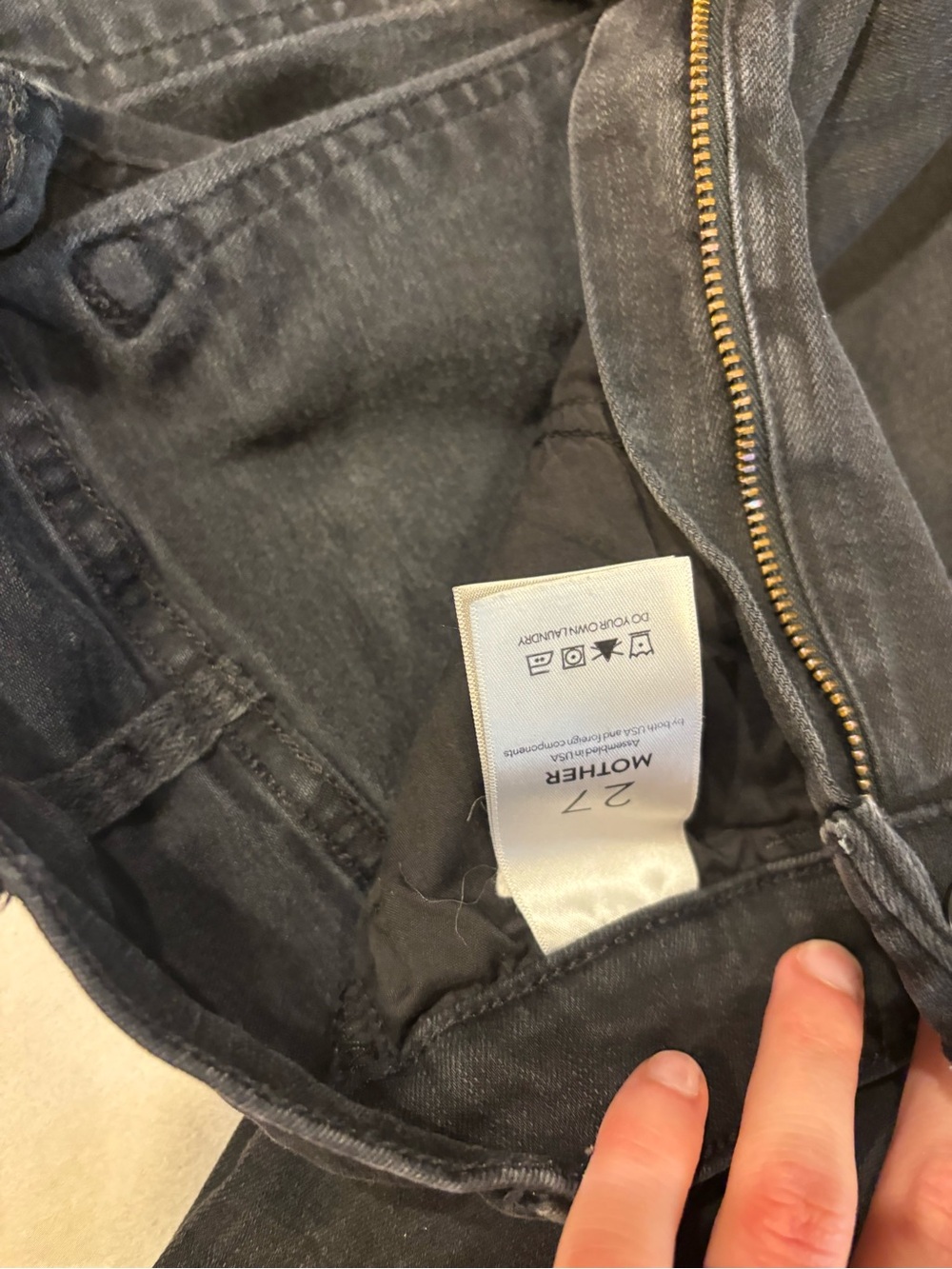 MOTHER Hustler Fray Jeans Black 27